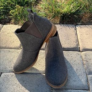 Rocket dog grey booties